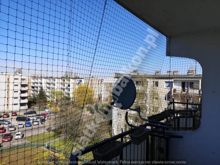 Solidne i trwałe siatki na balkon dla kota